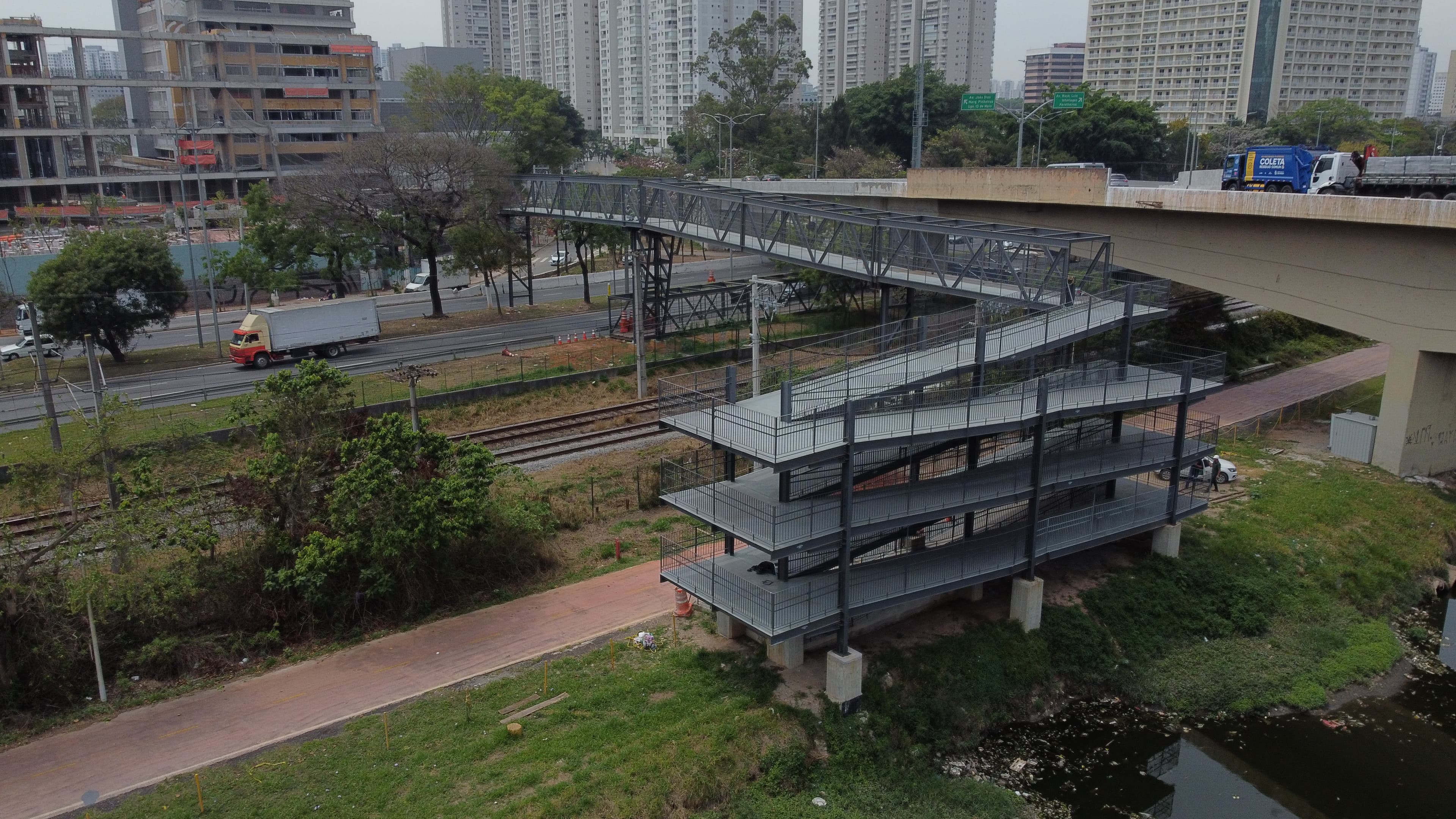 Fundo da página Sobre Nós